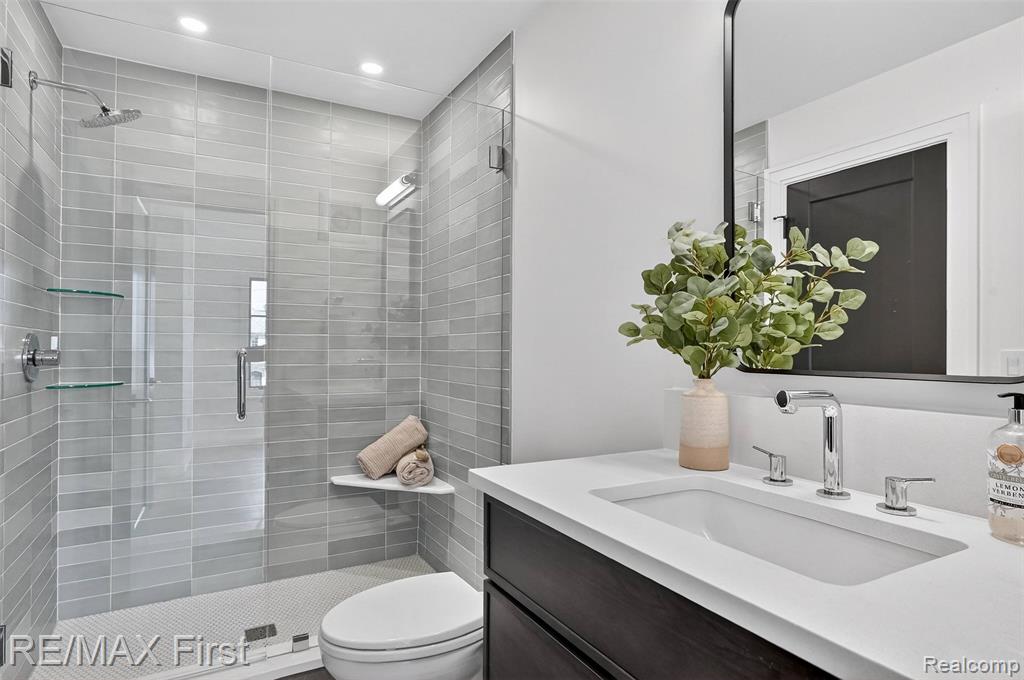 667 Oak, Birmingham, MI 48009 — Photo 30