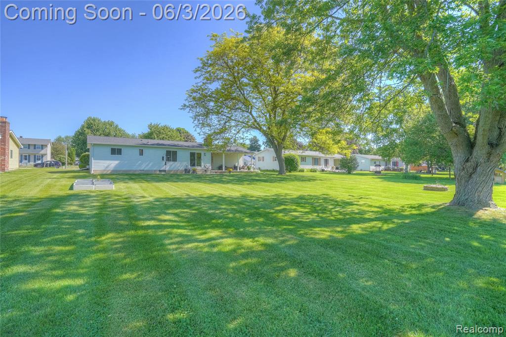 4323 Brayan Drive, Swartz Creek, MI 48473 — Photo 32