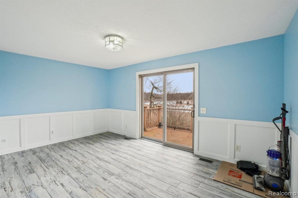 5001 GROVER Drive, Brighton, MI 48116 — Photo 17