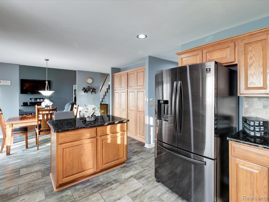49275 SANTA ANITA Drive W, Chesterfield, MI 48047 — Photo 32