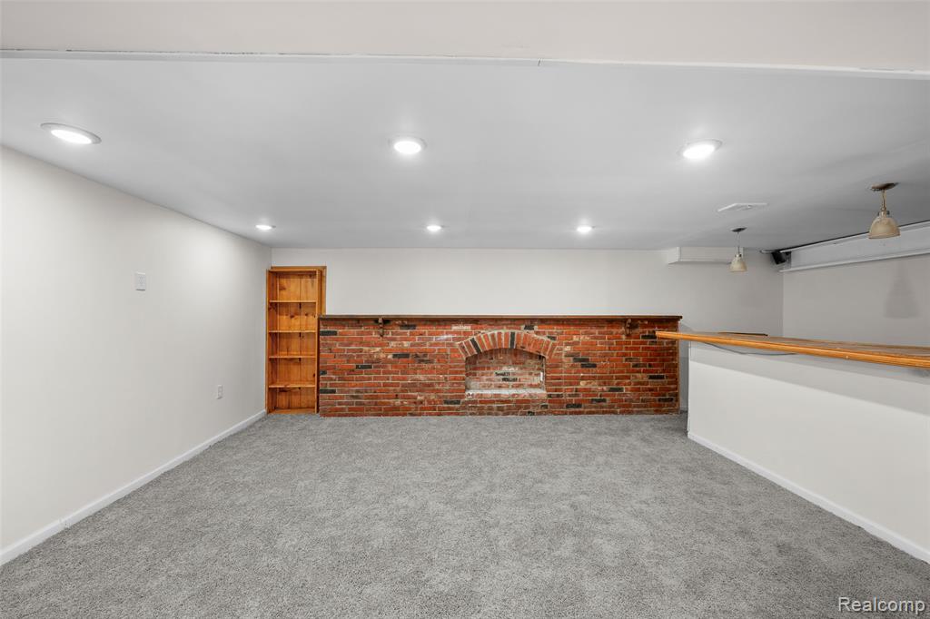 8357 Margaret Street, Taylor, MI 48180 — Photo 10