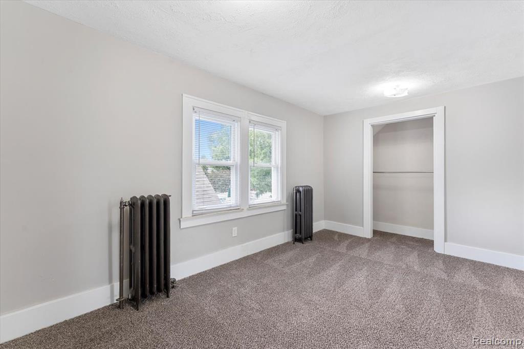 922 Maple, Wyandotte, MI 48192 — Photo 19