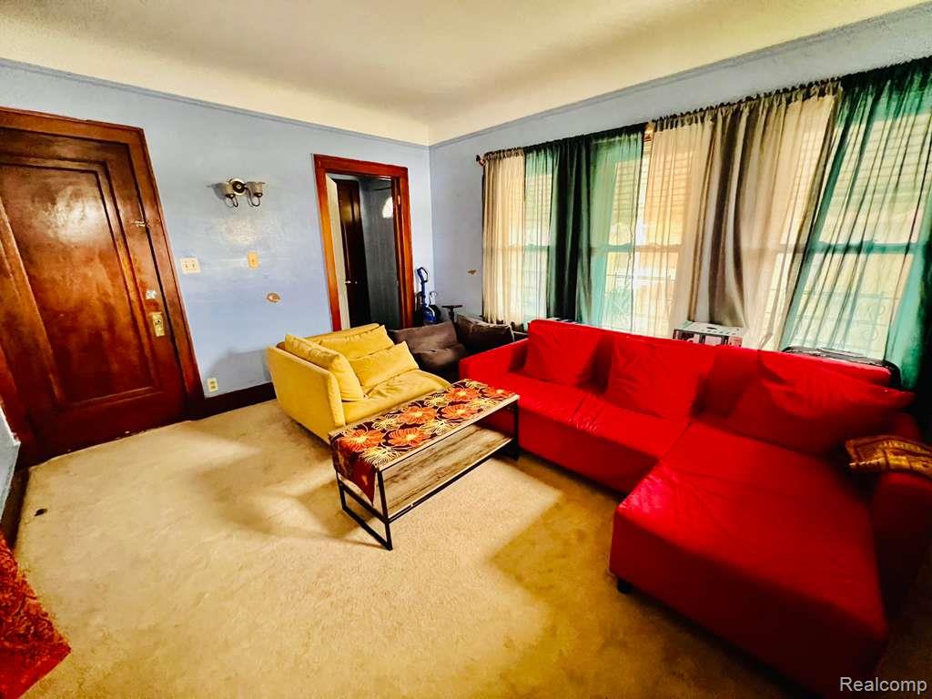 3215 Evaline Street, Hamtramck, MI 48212 — Photo 32