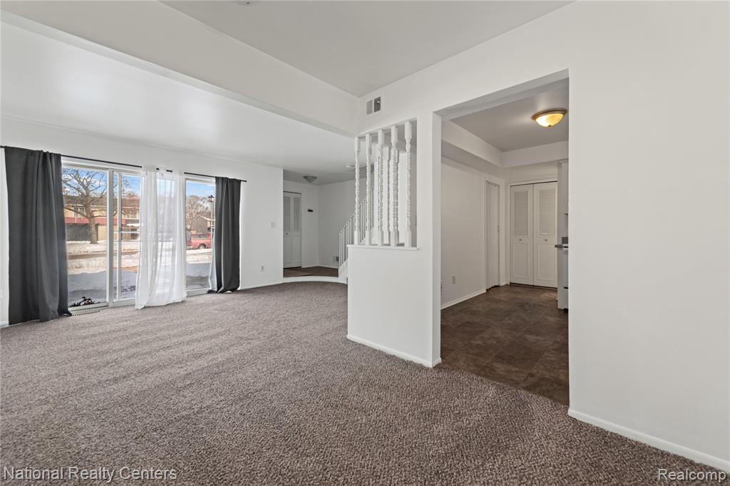 8232 Karam Boulevard, 1, Warren, MI 48093 — Photo 4