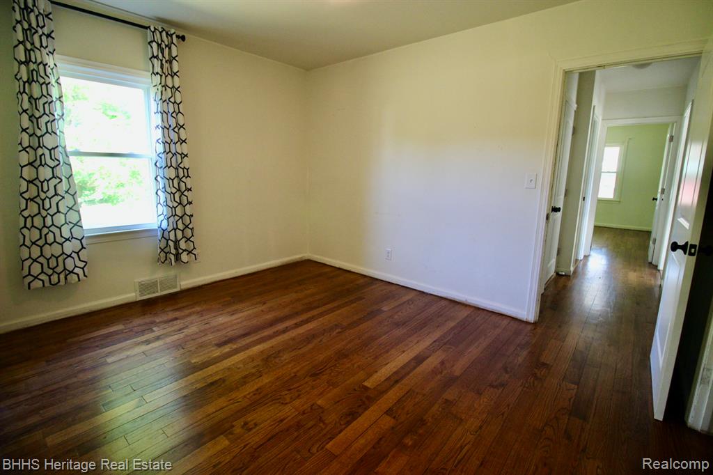 4201 N Burkhart Road, Howell, MI 48855 — Photo 17