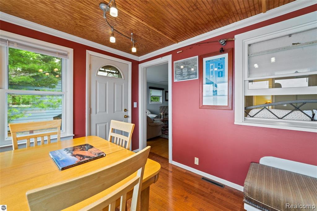 7269 Shore Road NE, Kalkaska, MI 49646 — Photo 20
