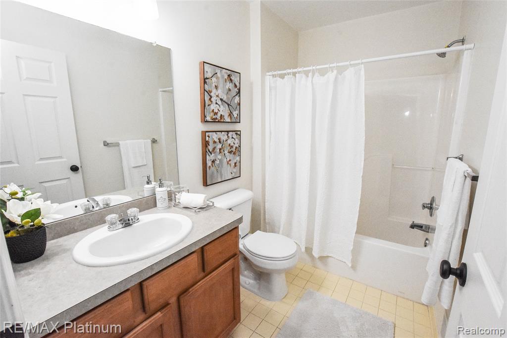 1661 Sanctuary Circle, Howell, MI 48855 — Photo 27