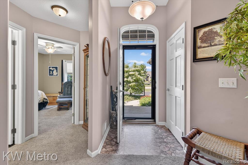 717 Koreys Circle, Blissfield, MI 49228 — Photo 6