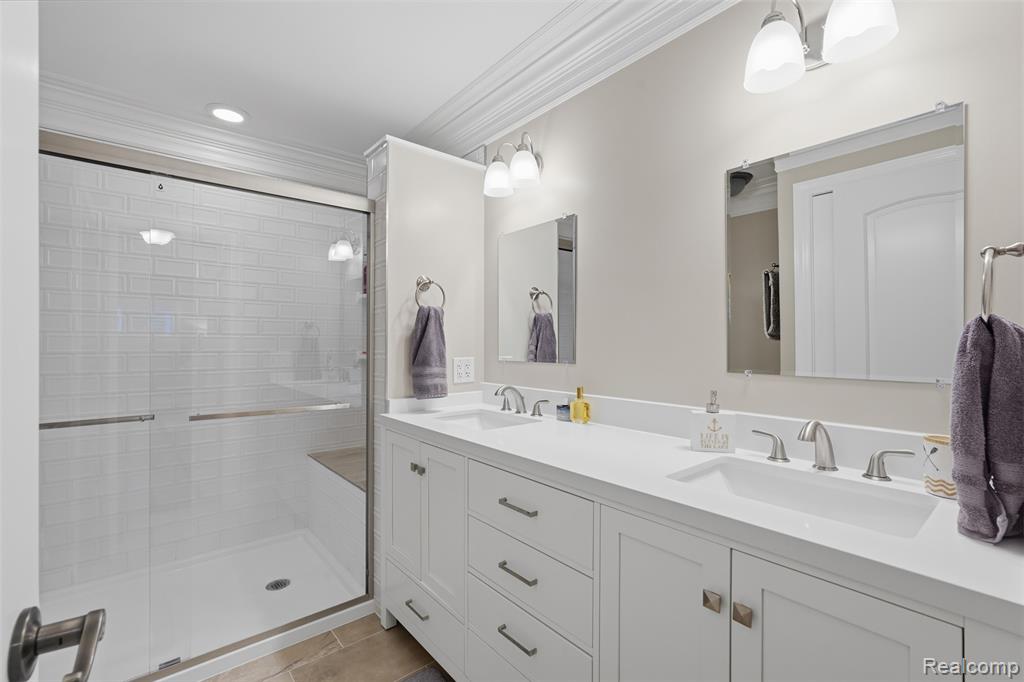 4782 Pine Eagles Drive, 12, Brighton, MI 48116 — Photo 16