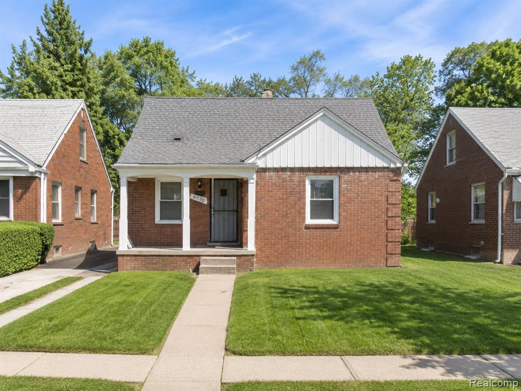 18696 Blackmoor Street, Detroit, MI 48234 — front exterior
