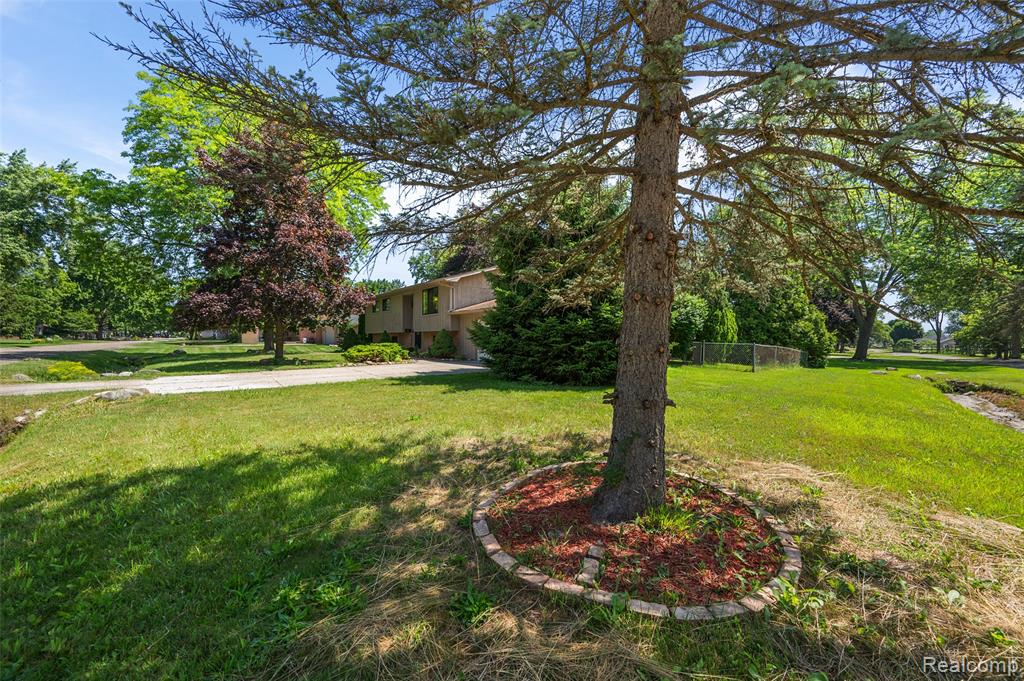7427 Emerson, Washington, MI — Photo 7