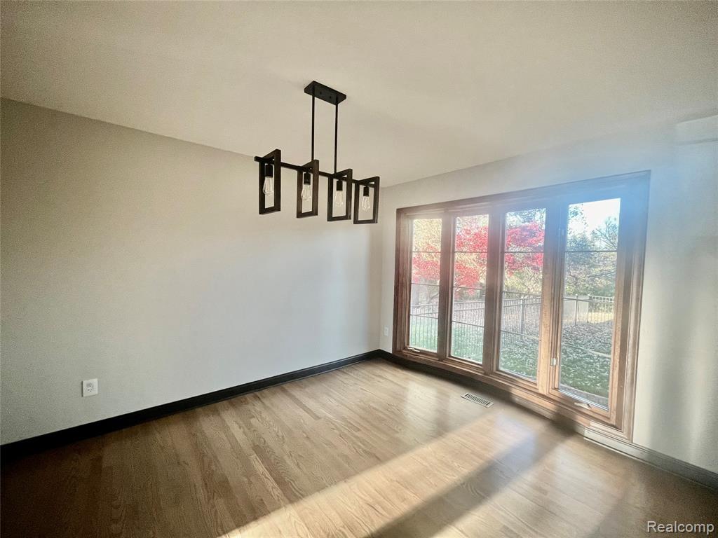 5160 Orchard Crest Drive, Troy, MI 48085 — Photo 4