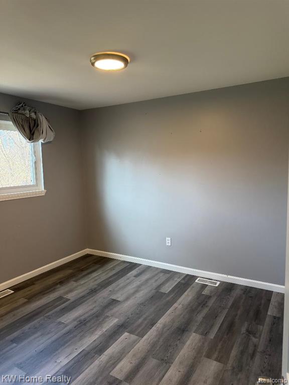 7505 Affeldt Street, Westland, MI — Photo 4