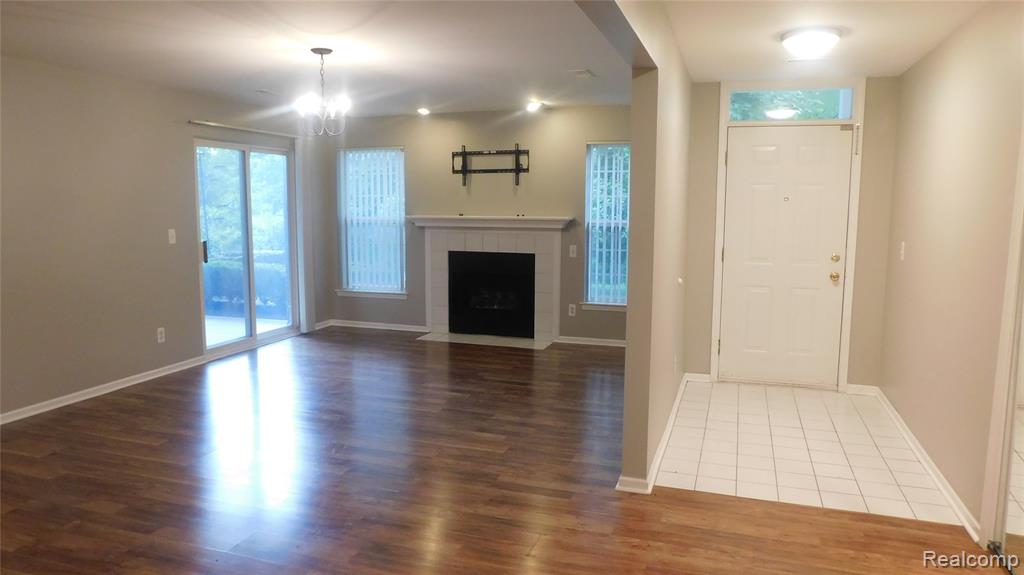 44850 MARIGOLD Drive, Sterling Heights, MI 48314 — Photo 7