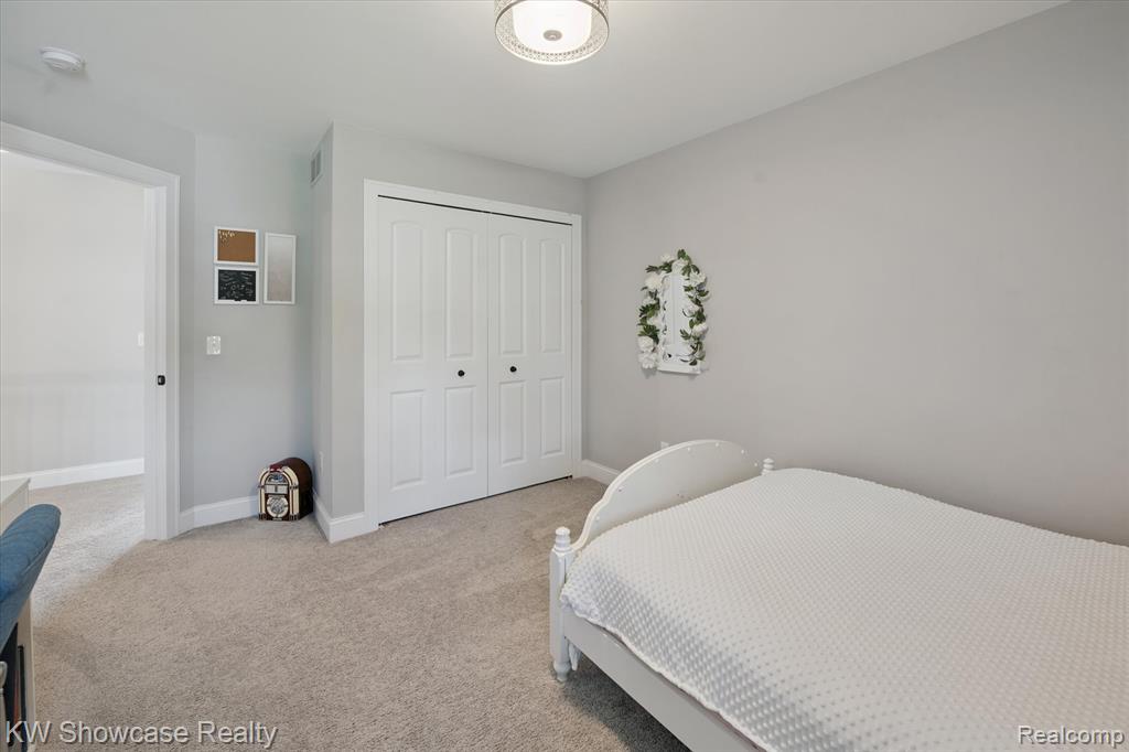 4067 Cameron Court, Wixom, MI 48381 — Photo 28