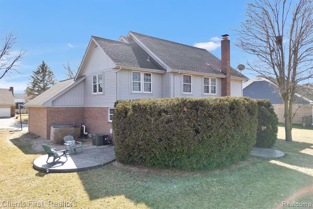 46408 DOUBLETREE Road, Canton, MI 48187 — Photo 53