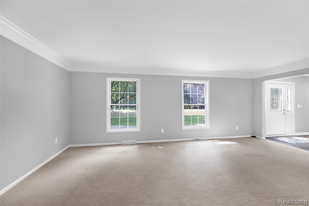 9020 Bridge Road, Grosse Ile, MI 48138 — Photo 10