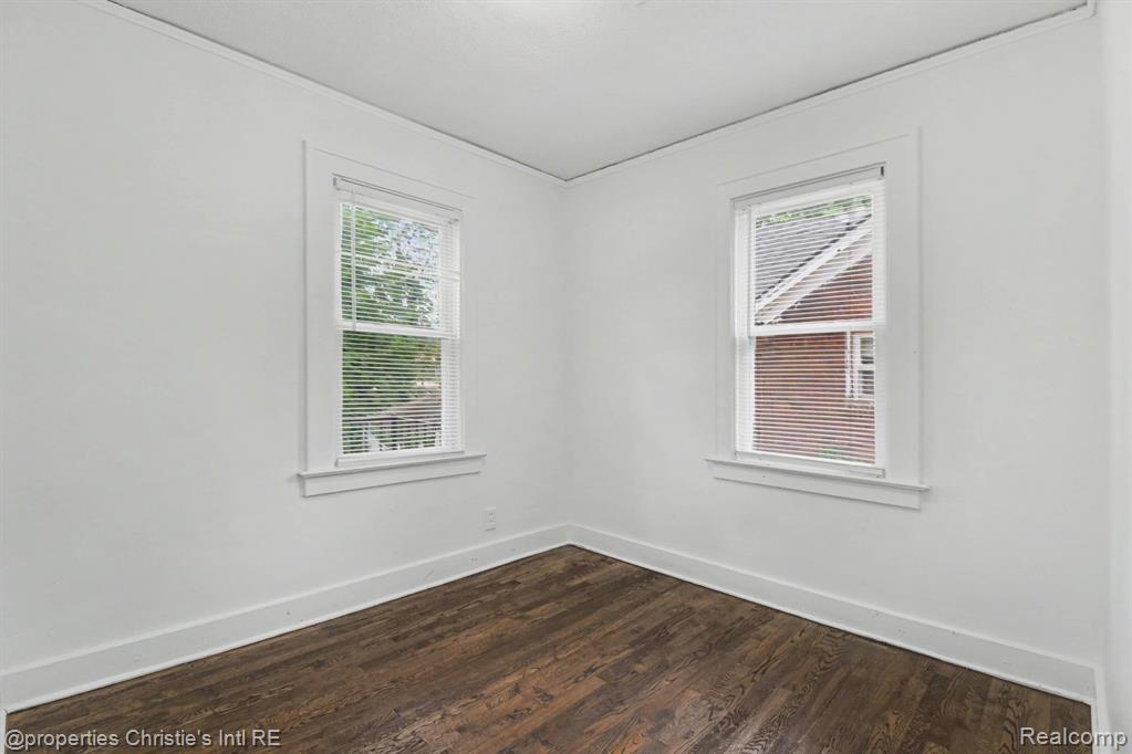5911 YORKSHIRE Road, Detroit, MI 48224 — Photo 10