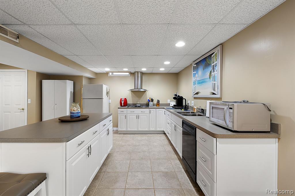 721 Enchantment Drive, Rochester Hills, MI 48307 — Photo 55