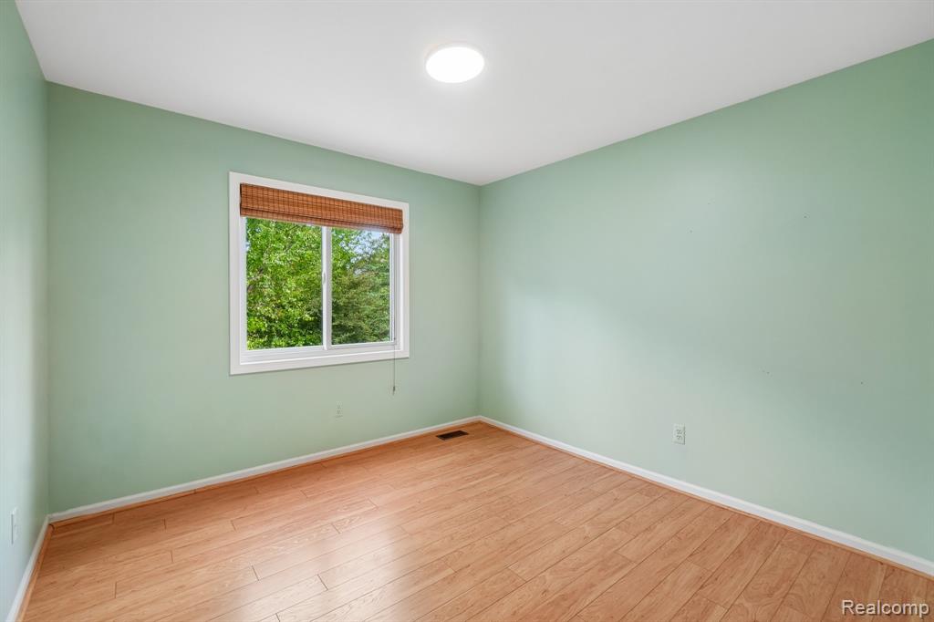 42738 Wimbleton Way, Novi, MI 48377 — Photo 28