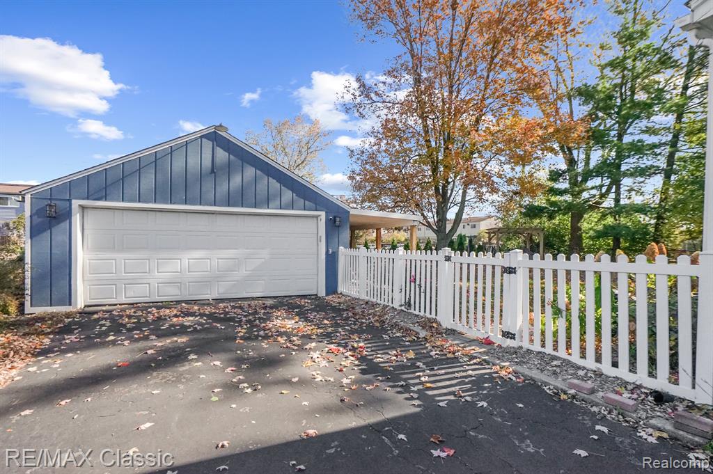 7663 Ann Arbor Saline Road, Lodi, MI 48176 — Photo 40