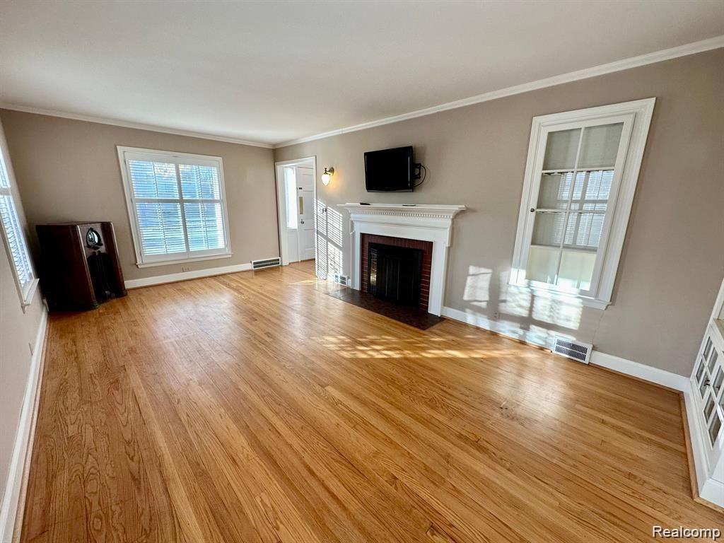 4302 SHERIDAN Drive, Royal Oak, MI 48073 — Photo 7