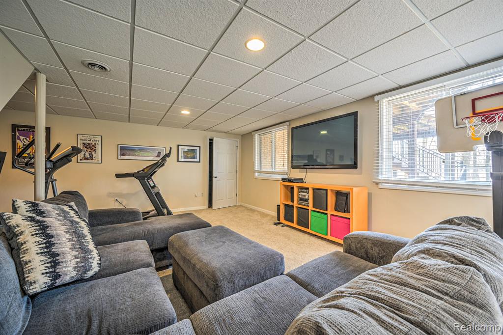40832 KINGSLEY Lane, Novi, MI 48377 — Photo 31