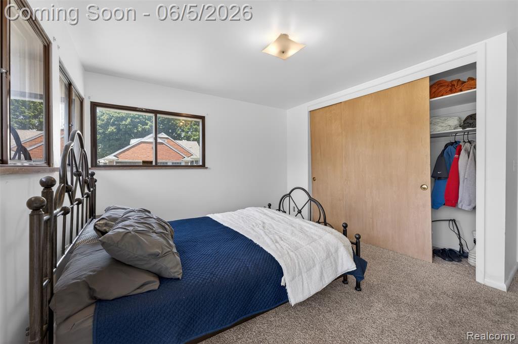 7174 Meadowvue Drive, Grand Blanc, MI 48439 — Photo 38