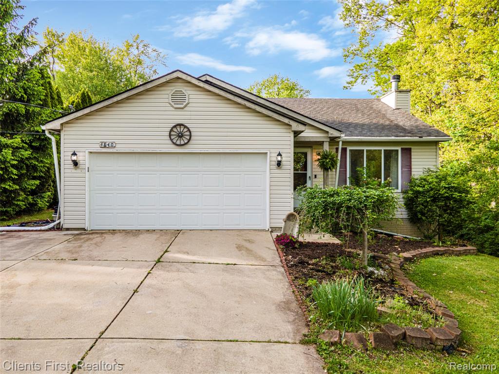 4840 Gilbo Avenue, Waterford, MI 48328 — Photo 36