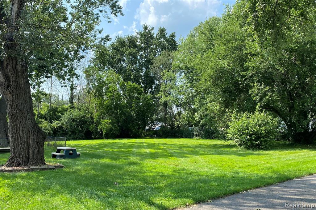 44 OREGON Street, Ypsilanti, MI 48198 — Photo 4