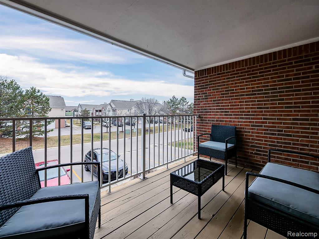 45724 WARWICK Drive, Macomb, MI 48044 — Photo 19