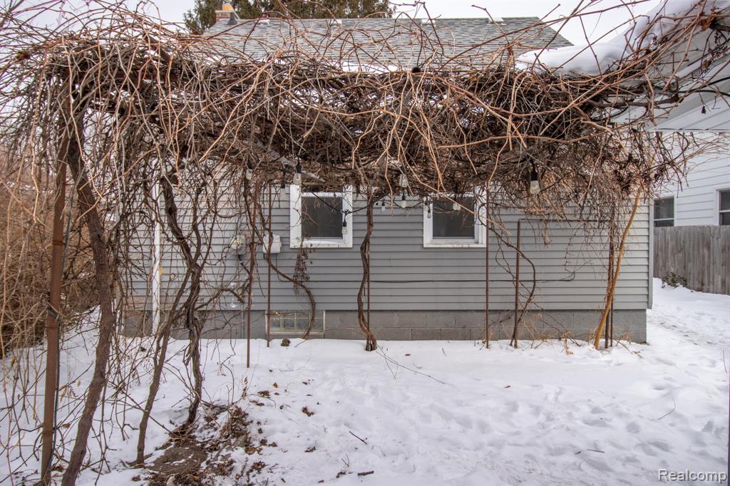 515 Farmdale Street, Ferndale, MI 48220 — Photo 35