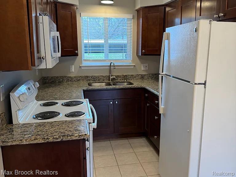 42491 Plymouth Hollow Drive, Plymouth, MI 48170 — Photo 13