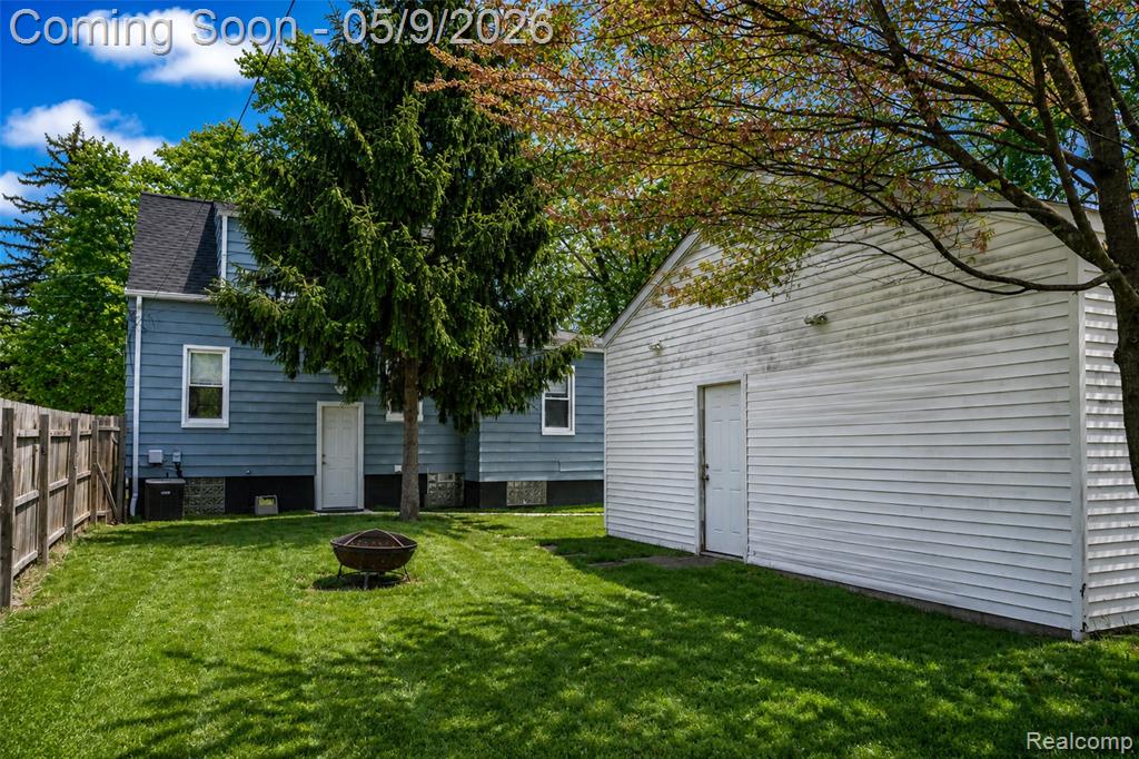 15417 Leona Drive, Redford, MI 48239 — Photo 38