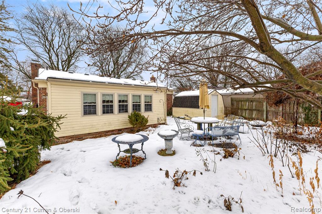 7941 N Charlesworth Street, Dearborn Heights, MI 48127 — Photo 31