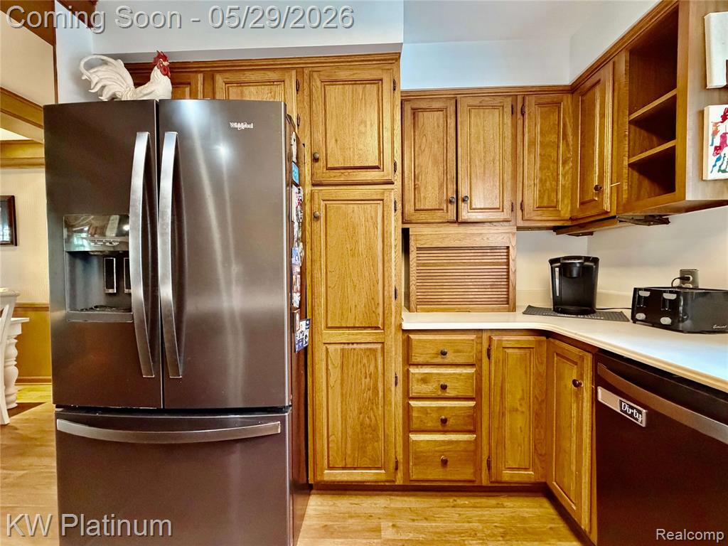 2425 Woodstock Drive, Port Huron, MI 48060 — Photo 18