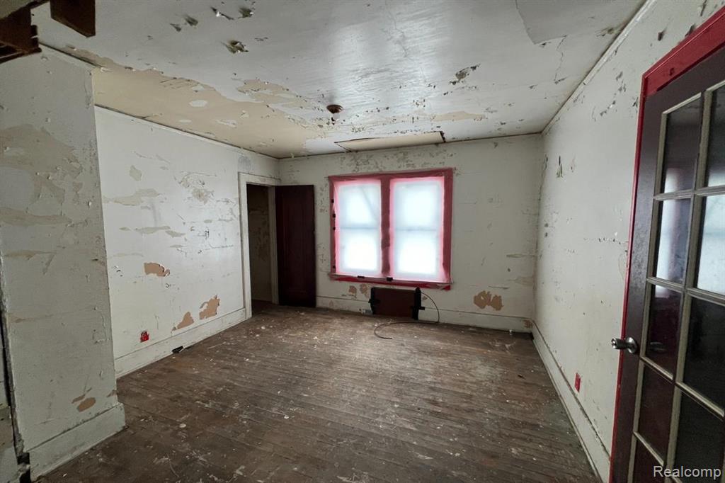 9138 Fischer Street, Detroit, MI 48213 — Photo 7