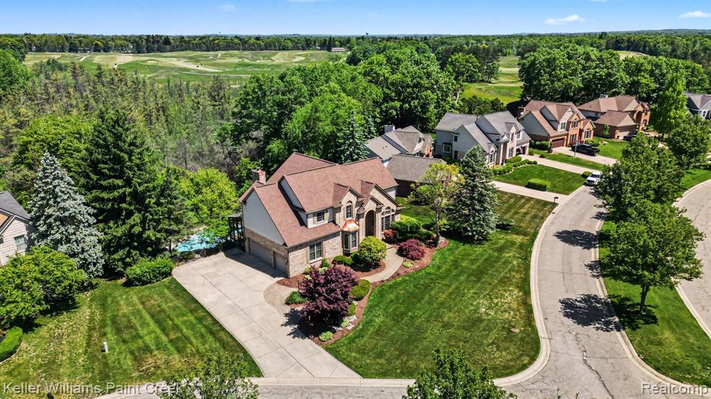 1432 Oakmont Court, Lake Orion, MI 48362 — Photo 2