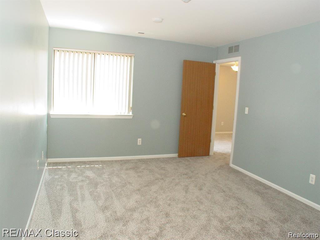 42776 LILLEY POINTE Drive, 171, Canton, MI 48187 — Photo 14