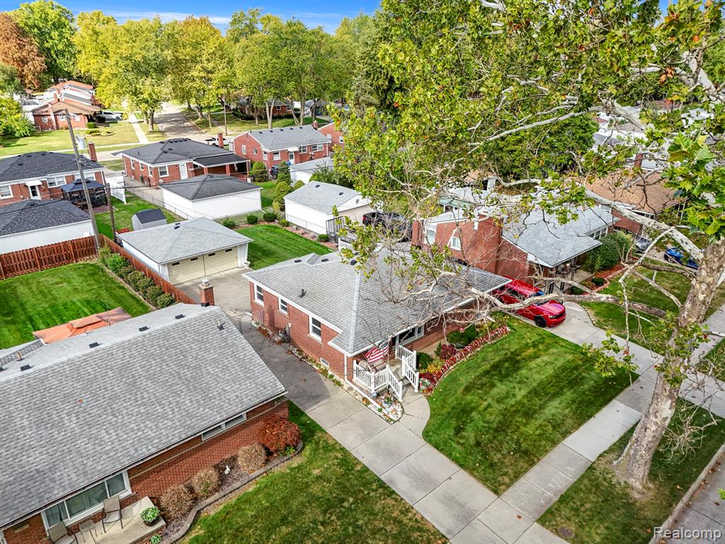 8255 Kinmore Street, Dearborn Heights, MI 48127 — Photo 45
