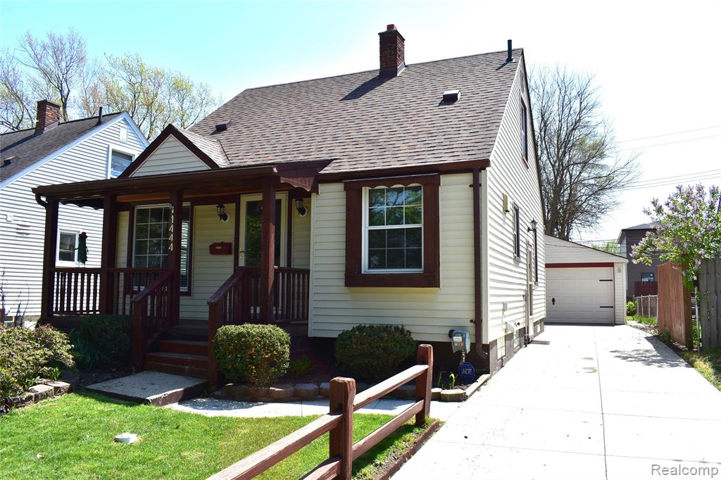 3250 W Hastings Lake Road, Jonesville, MI, 49250