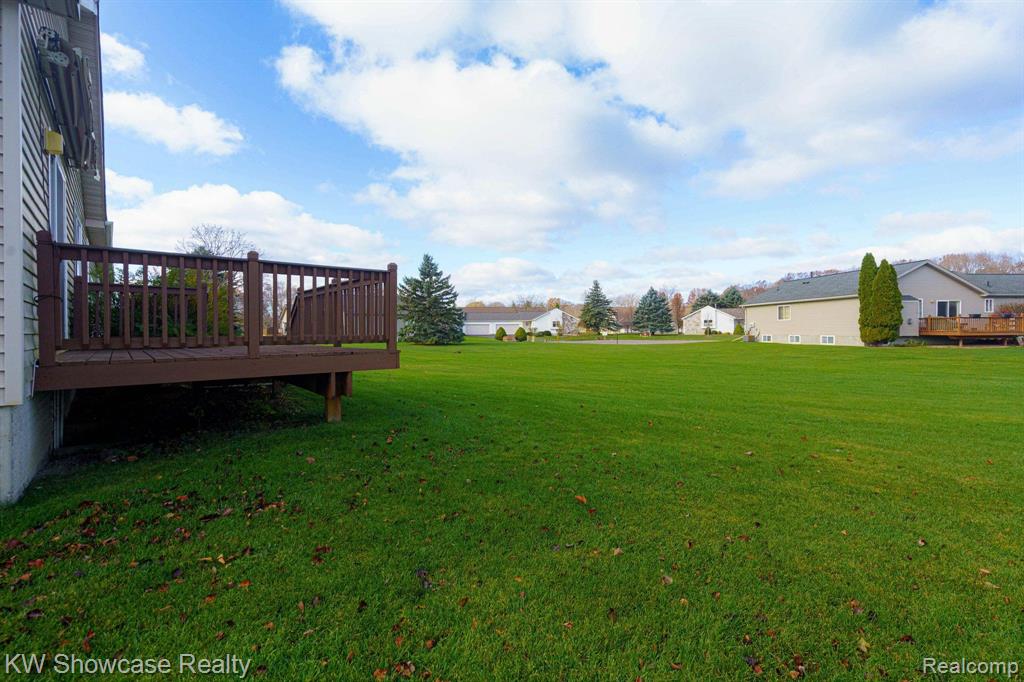 10193 HAWTHORNE RIDGE Road, Goodrich Vlg, MI — Photo 4