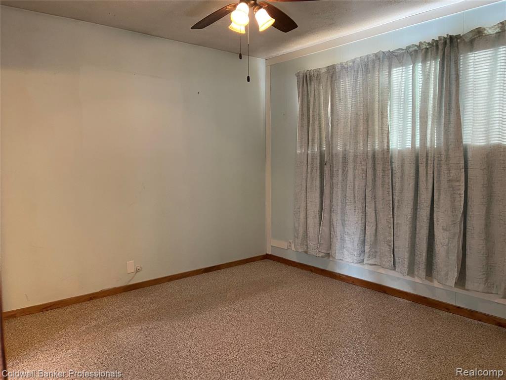3886 Poit Drive, Lapeer, MI 48446 — Photo 20