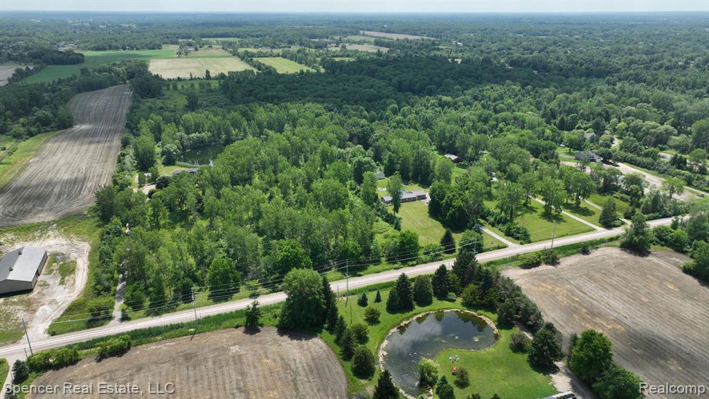 21500 33 Mile Road, Armada, MI — Photo 9