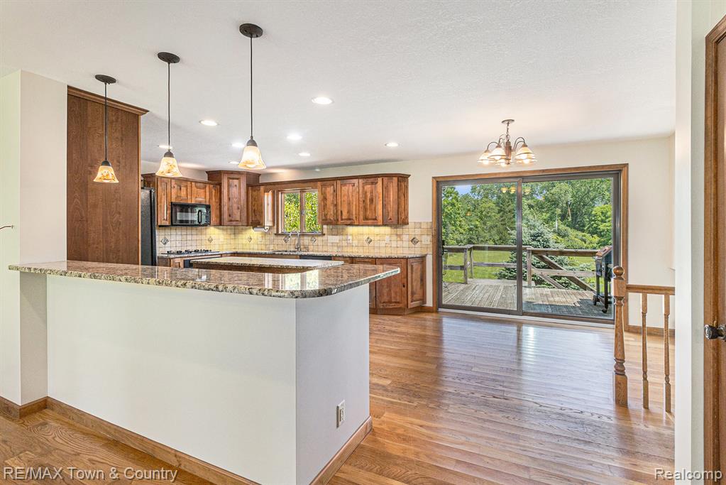 7346 Potter Road, Flushing, MI 48433 — Photo 8