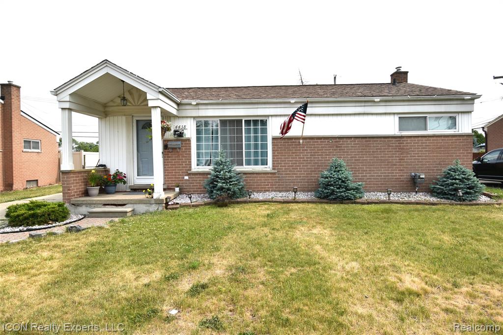 4438 Holmes Drive, Warren, MI 48092 — front exterior
