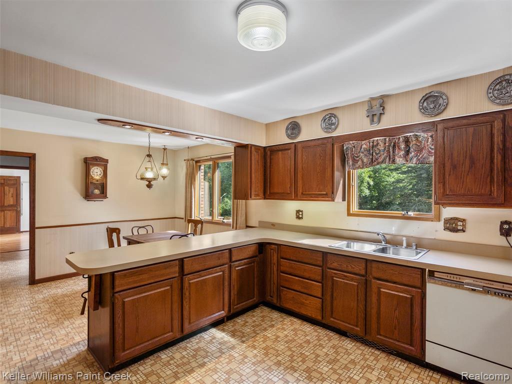 5500 Seymour Lake Road, Oxford, MI 48371 — Photo 28
