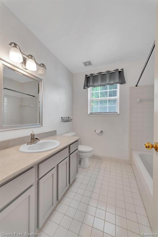616 Light Tower Drive, Belleville, MI 48111 — Photo 23