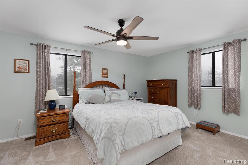 5695 CAREN Drive, Ypsilanti, MI 48197 — Photo 22