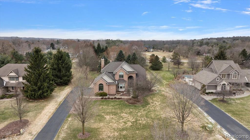 8446 S Shore Drive, Clarkston, MI 48348 — Photo 3